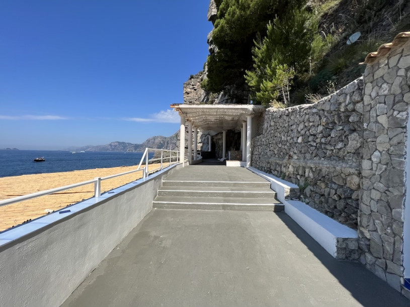 plush74 rental productions location photo film italyjpeg8