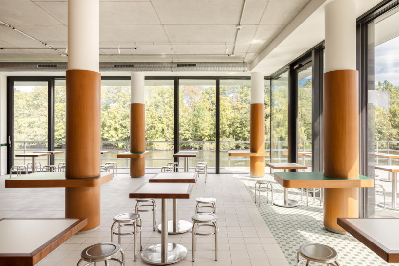 peluche74 mensa di design fluviale 2