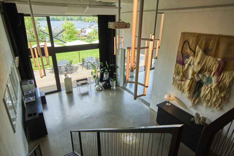 pluche74 riverside event studio 4