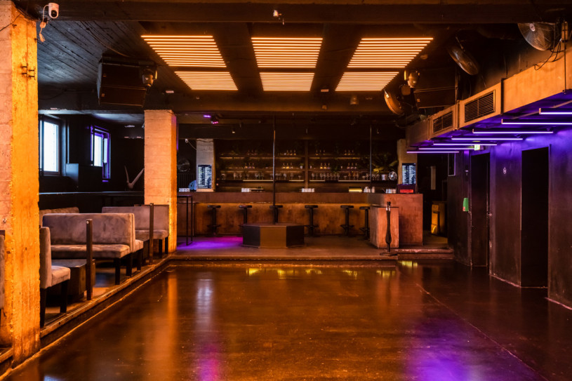 plush74 rooftop club berlin alexanderplatz 14