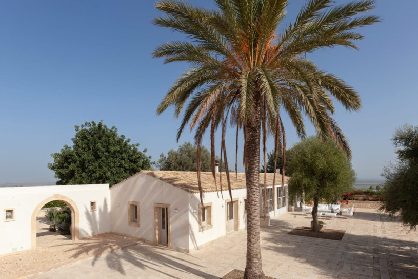 plush74 sicilian villa falcone 26