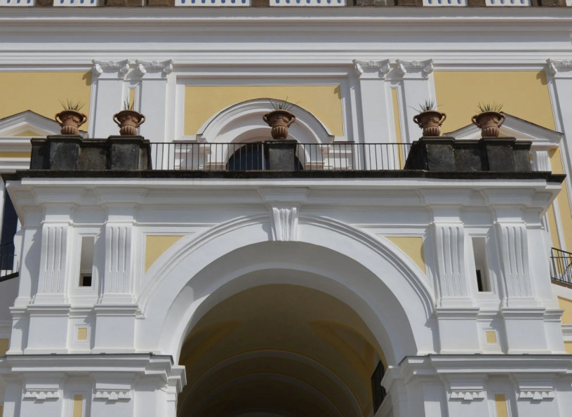 plush74 street scene in naples 8