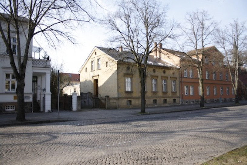 plush74 streetsofbrandenburg 25