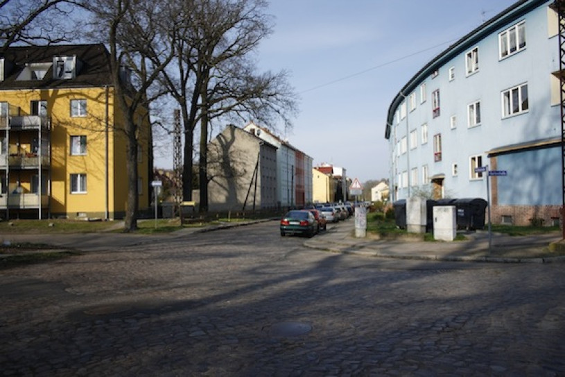 plush74 streetsofbrandenburg 26