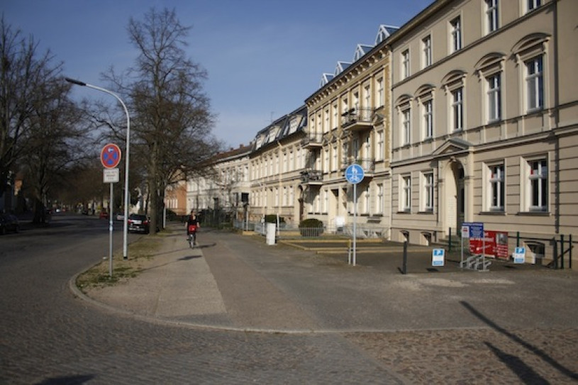 plush74 streetsofbrandenburg 27