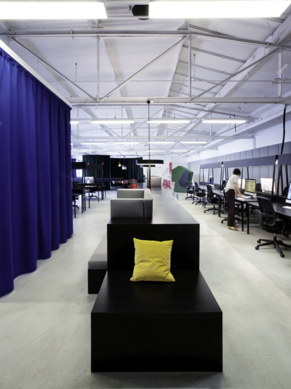 plush74 the alternative office 10