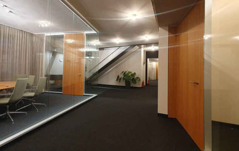 plush74 the glass office 10 (6)