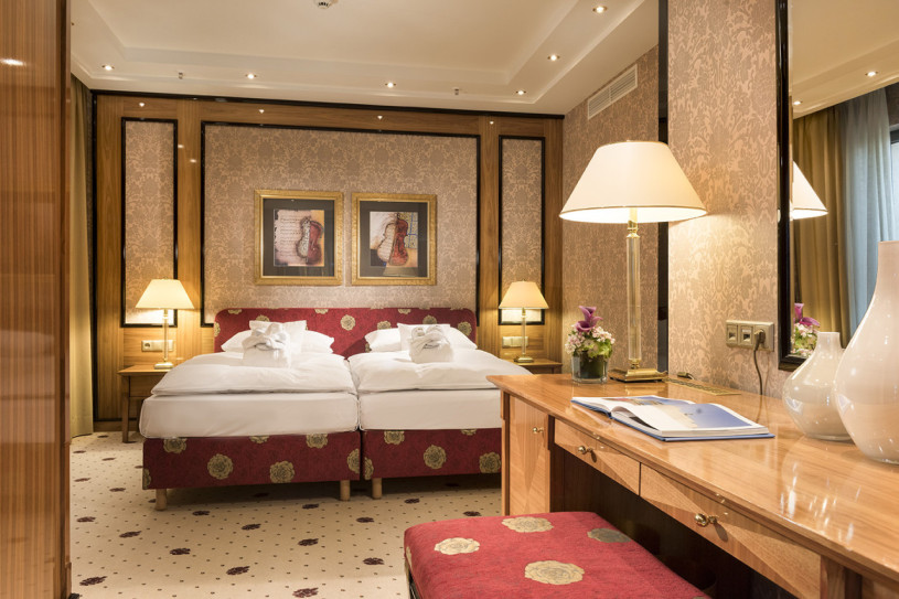 plüsch74 zeitlos und klassisch hotel berlin 8