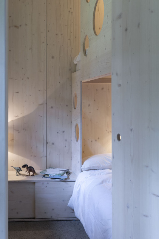 peluche74 minuscola casa sull'acqua 5