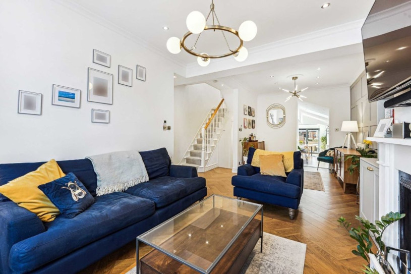 plush74 verzahntes Stadthaus 4