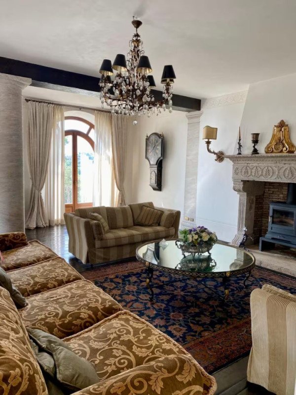 felpa74 toskana lake villa 3(1)