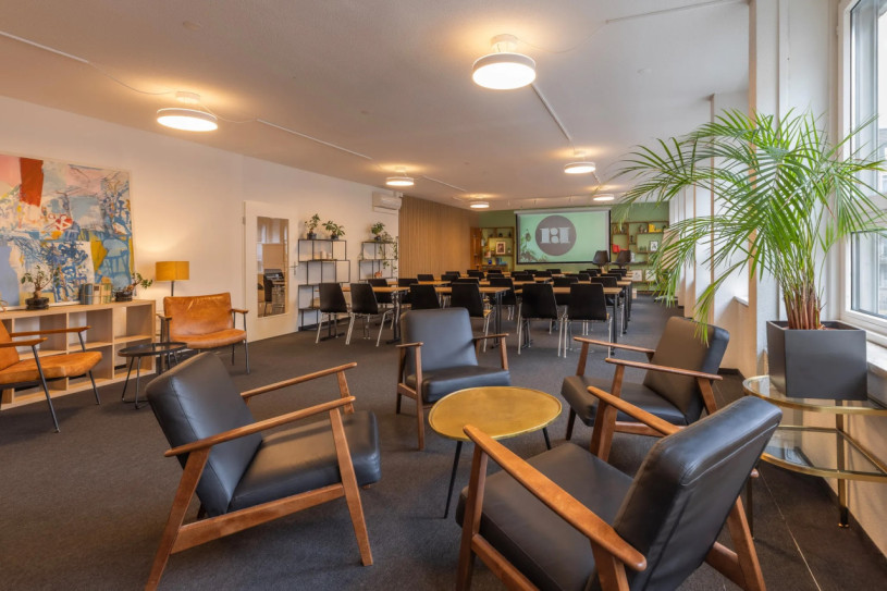 plush74 vibrant city space 10