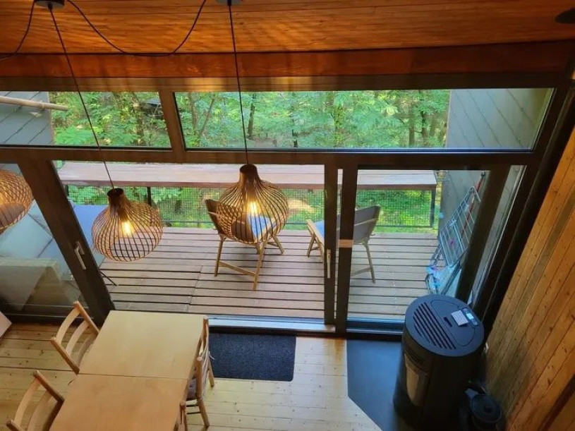 plush74 wooden cabin interior 12