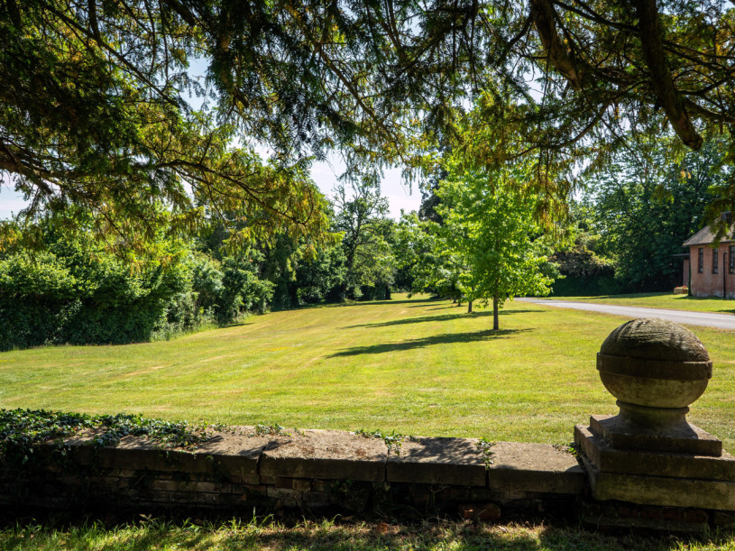 jardín delantero de la escuela st edwards19