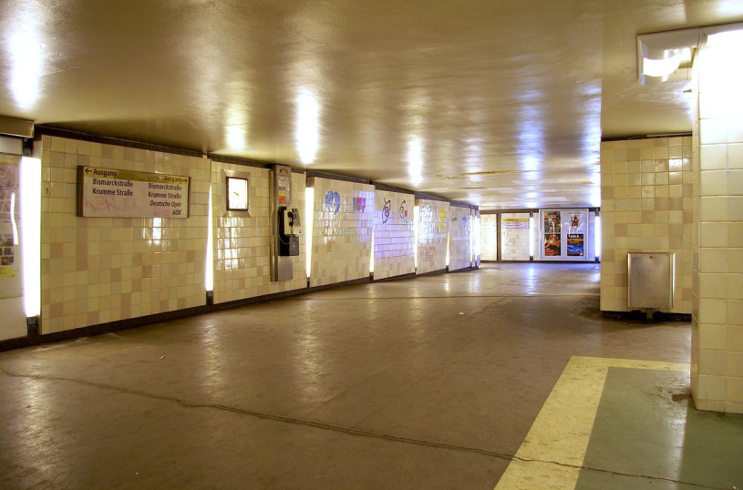 u bahnhof deutsche oper 5