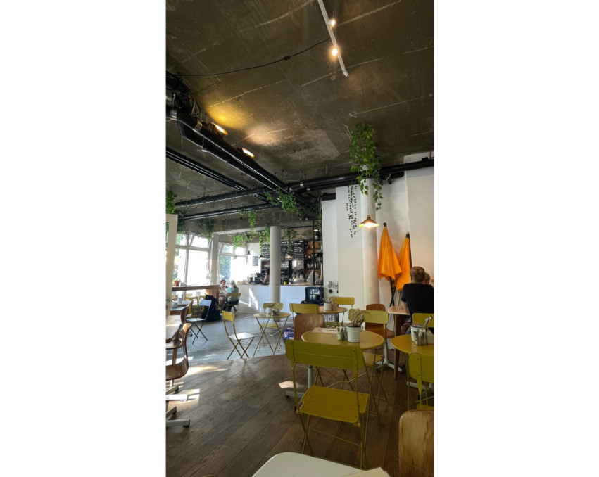 Berlin Breakfast Bar