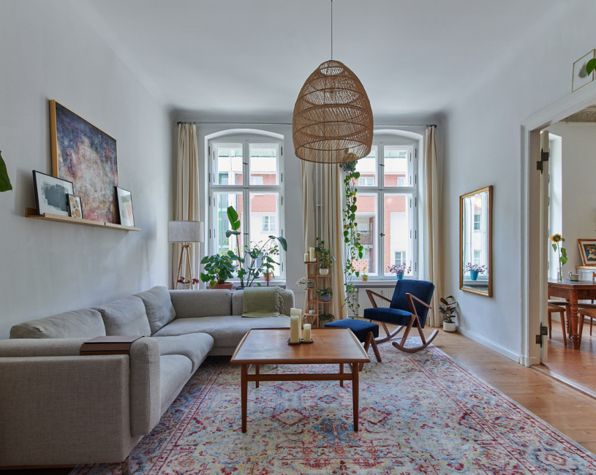 MID CENTURY ALTBAU APARTMENT BERLIN
