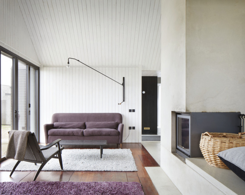 ARCHITECTURAL HOUSE IN KENT