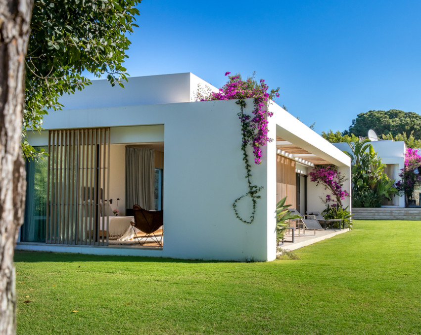 BOUNDLESS NATURE VILLA