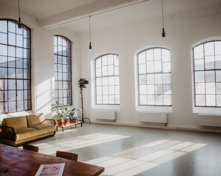 BRIGHT DAYLIGHT STUDIO BERLIN