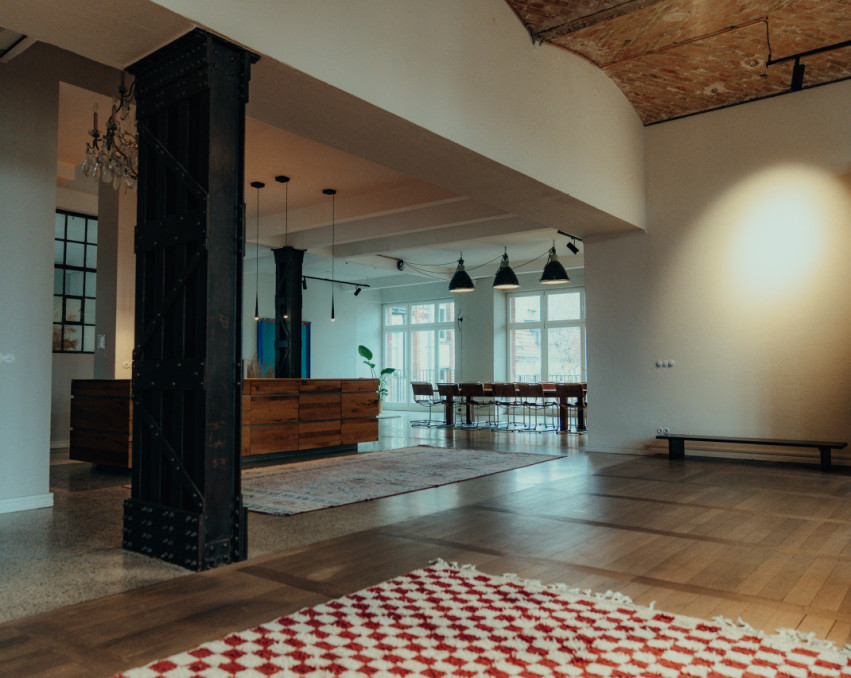LOFT COSMOPOLITA