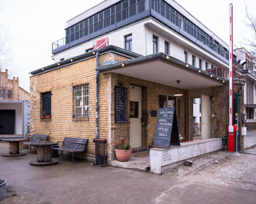 RIVERSIDE INDUSTRIAL BERLIN SPREEHALLE BERLIN