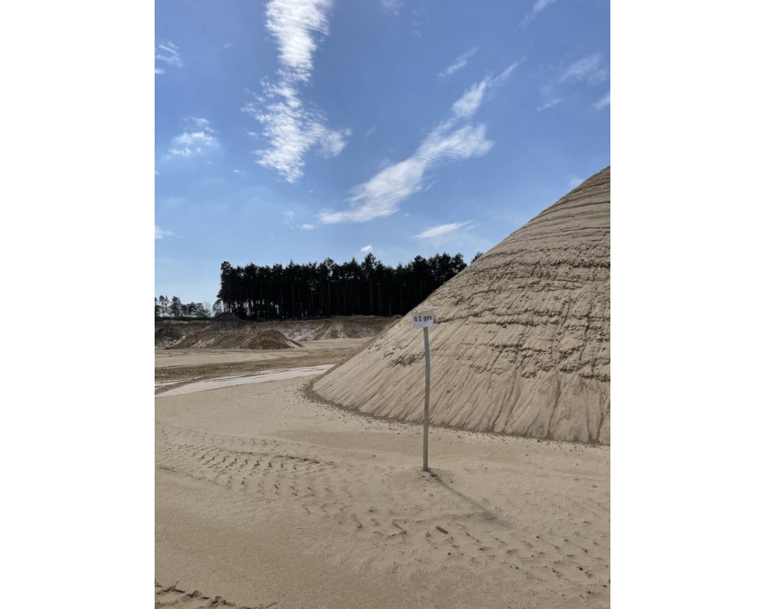 INDUSTRIAL GRAVEL PIT BERLIN