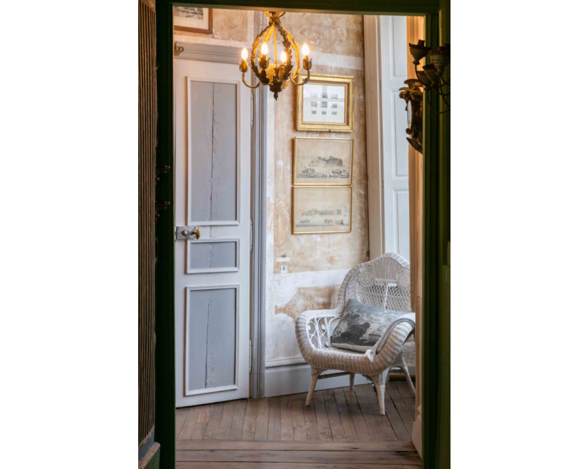 HISTORIC FRENCH CH