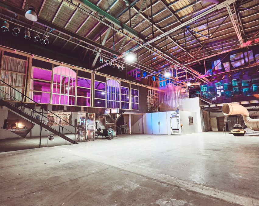 INDUSTRIAL PLAYGROUND HALL BERLIN