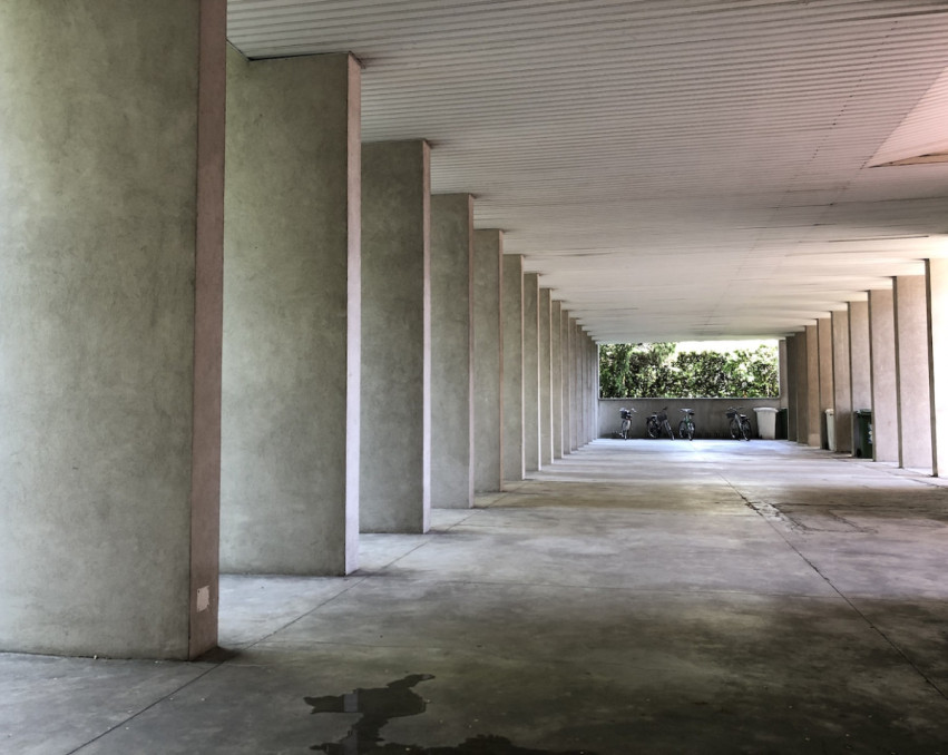 BRUTALIST HOUSING MILANO