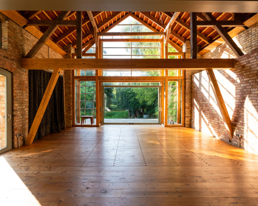 UCKERMARK RETREAT