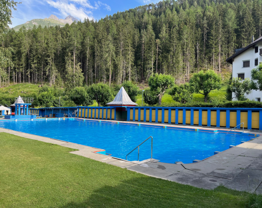 FUNKY ALPINE POOL