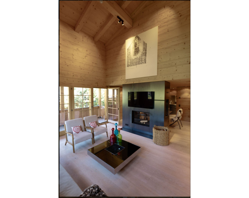 LUXURIOUS MOUNTAIN CHALET GSTAAD