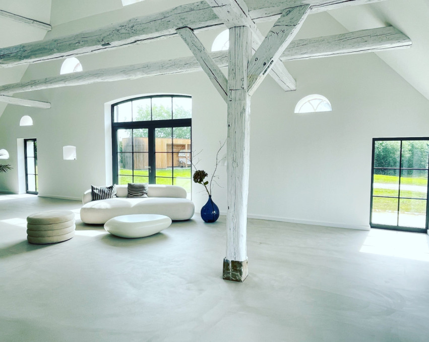 MODERN MINIMALISTIC COUNTRYSIDE HOME