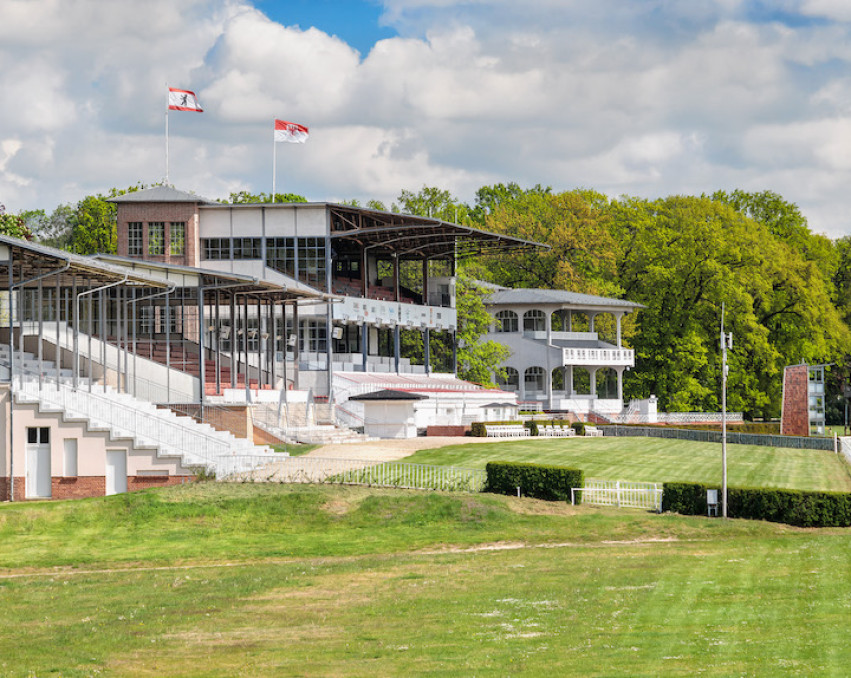 RACECOURSE BERLIN RENNBAHN HOPPEGARTEN
