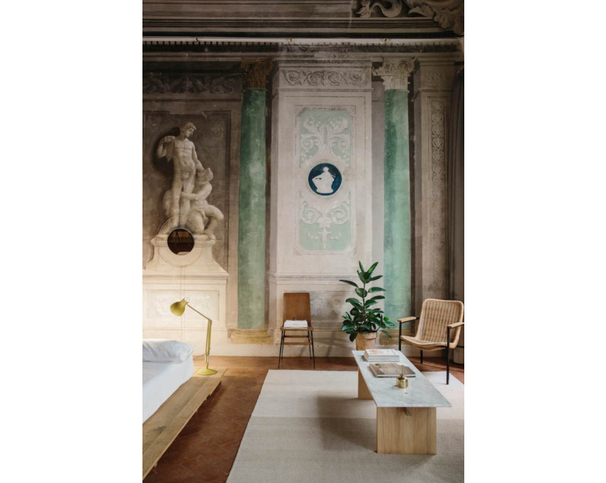 RESIDENCE IN FLORENCE