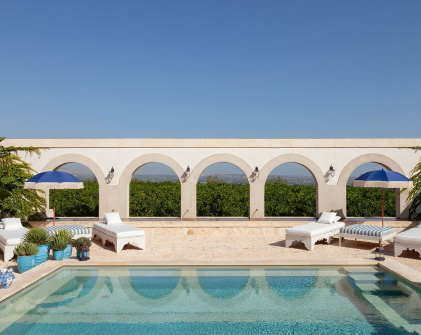 SICILIAN VILLA FALCONE