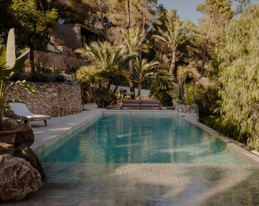 TROPICAL OASIS IBIZA