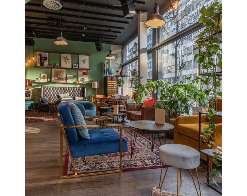 VIBRANT CITY SPACE