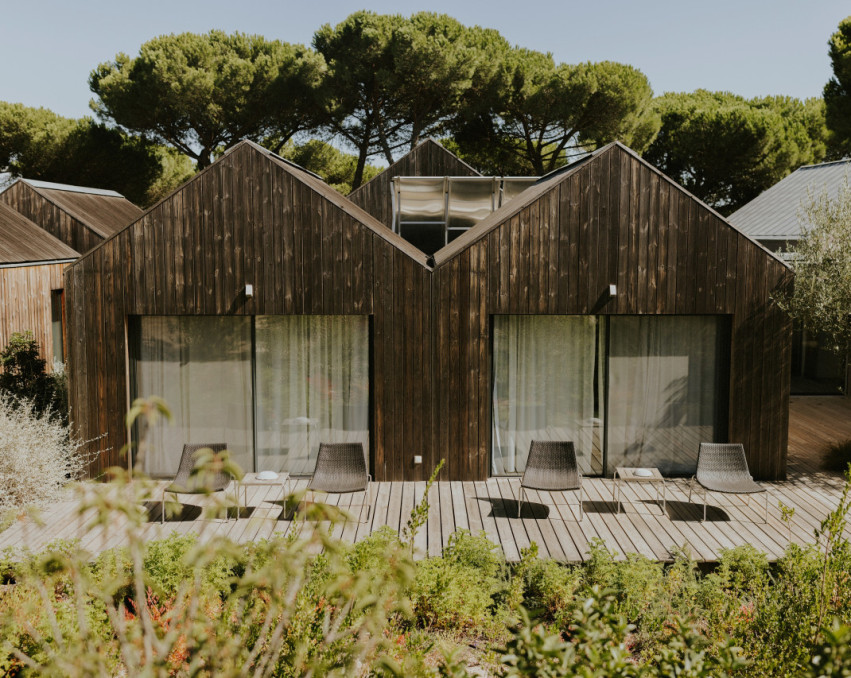 LUXURY VILLAS
