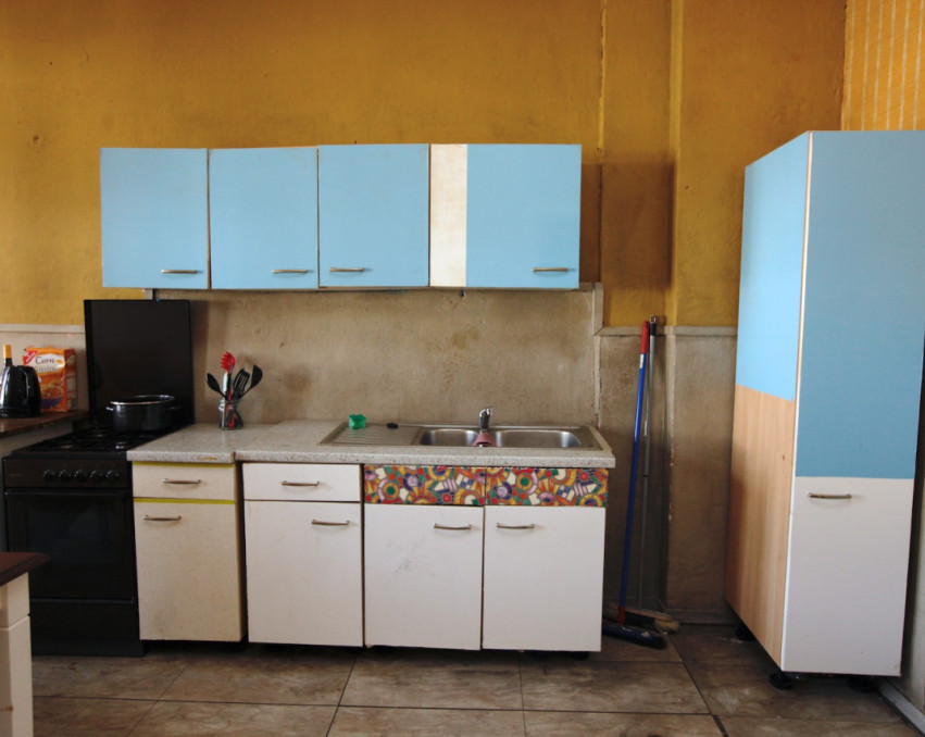 VINTAGE KITCHEN